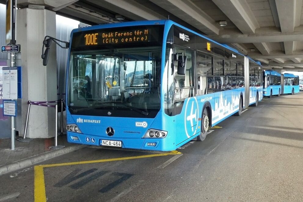 The blue 100E Airport Express bus ready to transport passengers to Budapest Airport