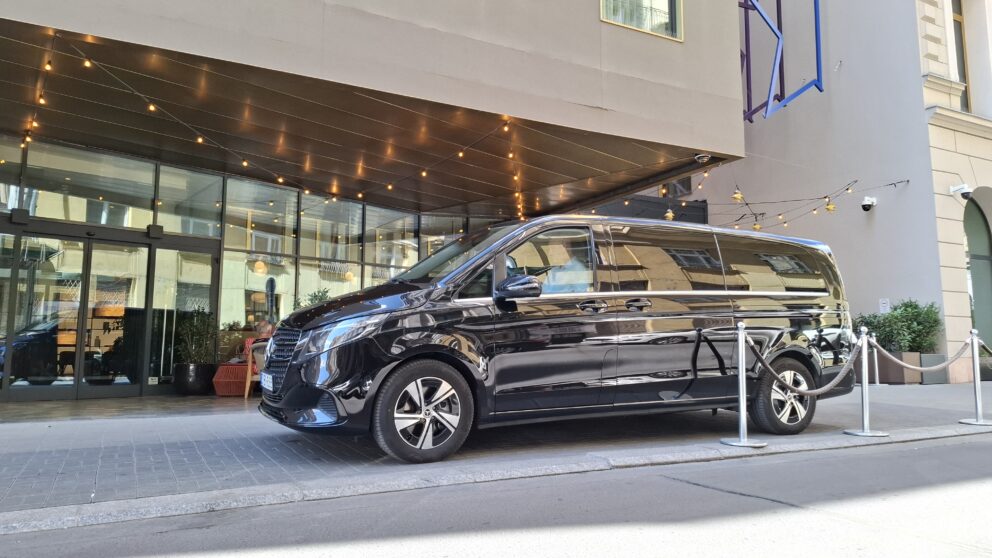 JustBudapest Airport Transfer