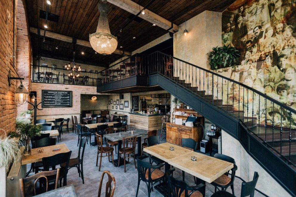 Café Hadik boasts a chic, nostalgia-inducing interior