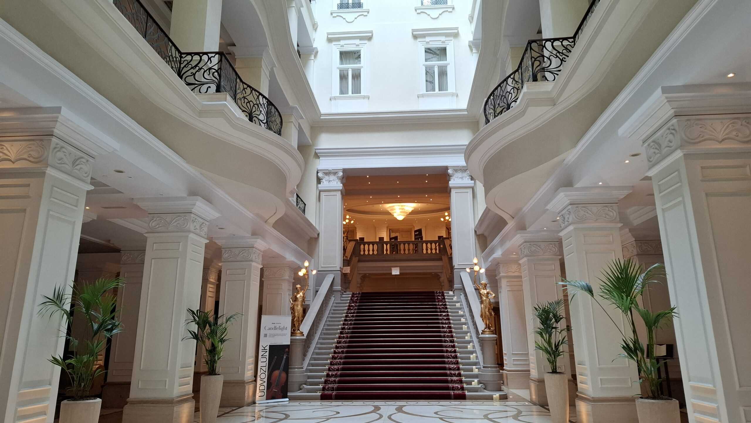 Corinthia Hotel
