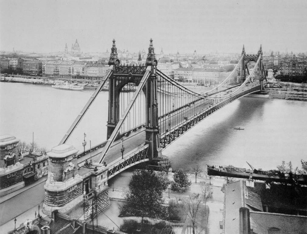 The original Elizabeth Bridge (Erzsébet-híd) in Budapest, Hungary
