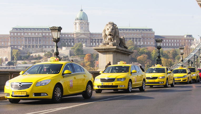 Cabs on Széchenyi Chain Bridge, Budapest