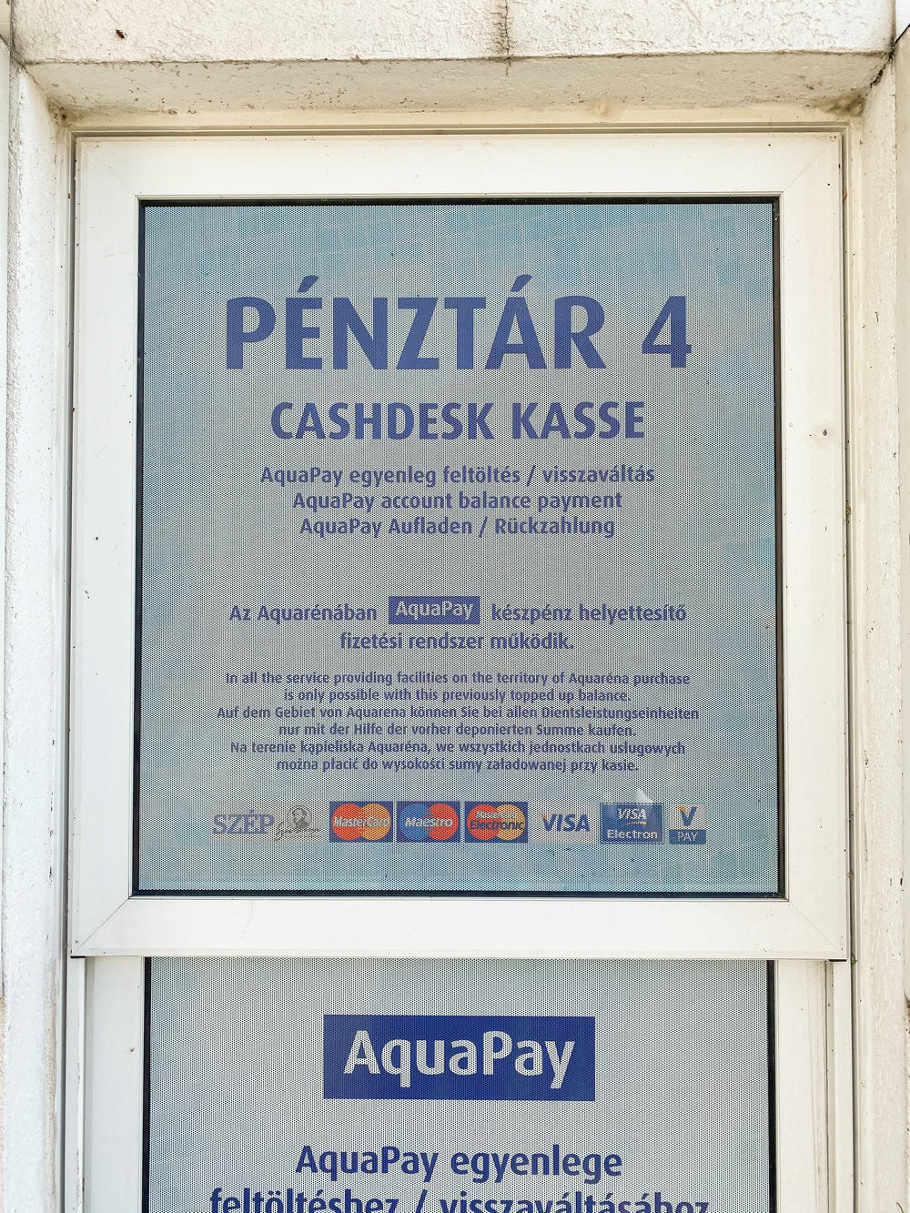 The ticket office and cashier desk at the entrance of Aquaréna Mogyoród