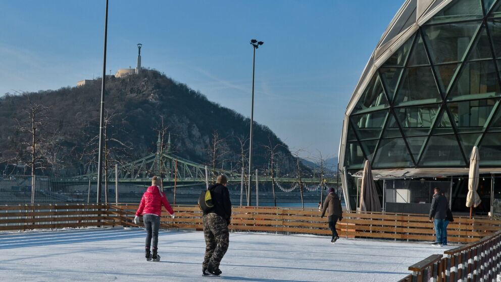 Outdoor ice skating next to the Bálna building in Budapest