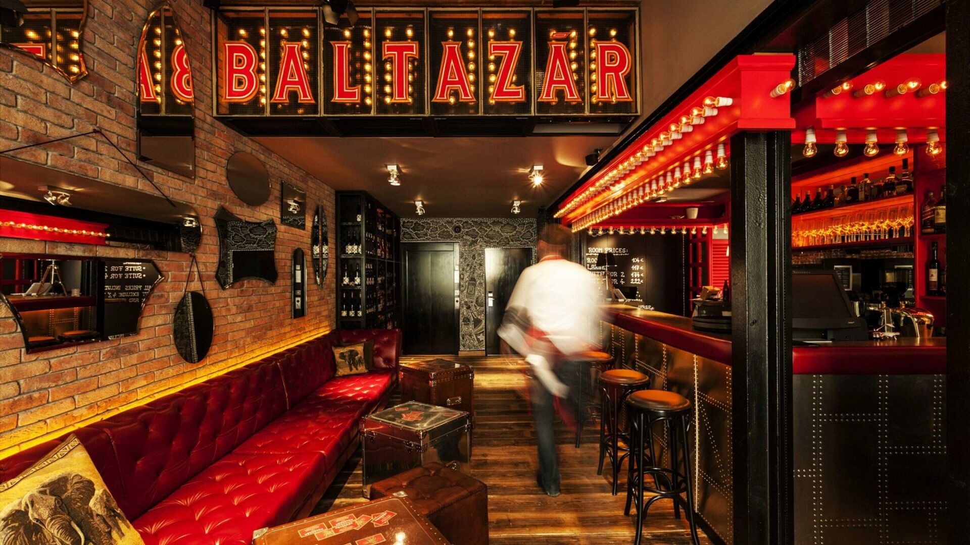 The warm and bohemian-style interior of the Baltazár Budapest Boutique Hotel