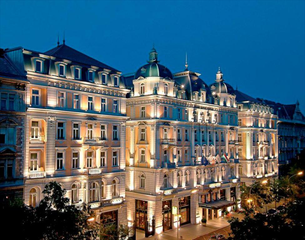 Picture of Corinthia Hotel from the outside