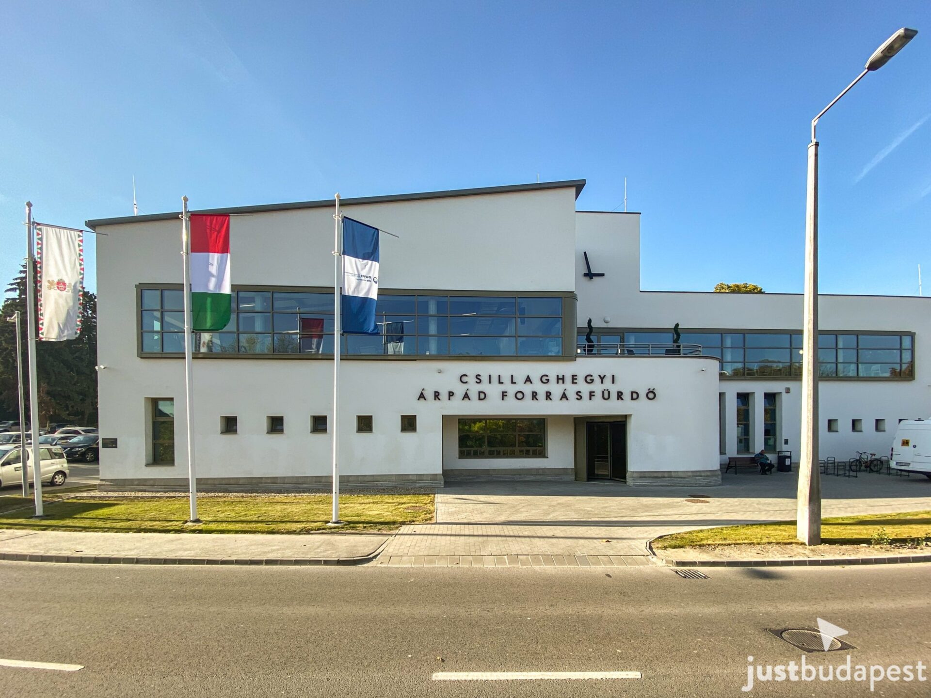 The charming historical original entrance building of the Csillaghegyi Bath