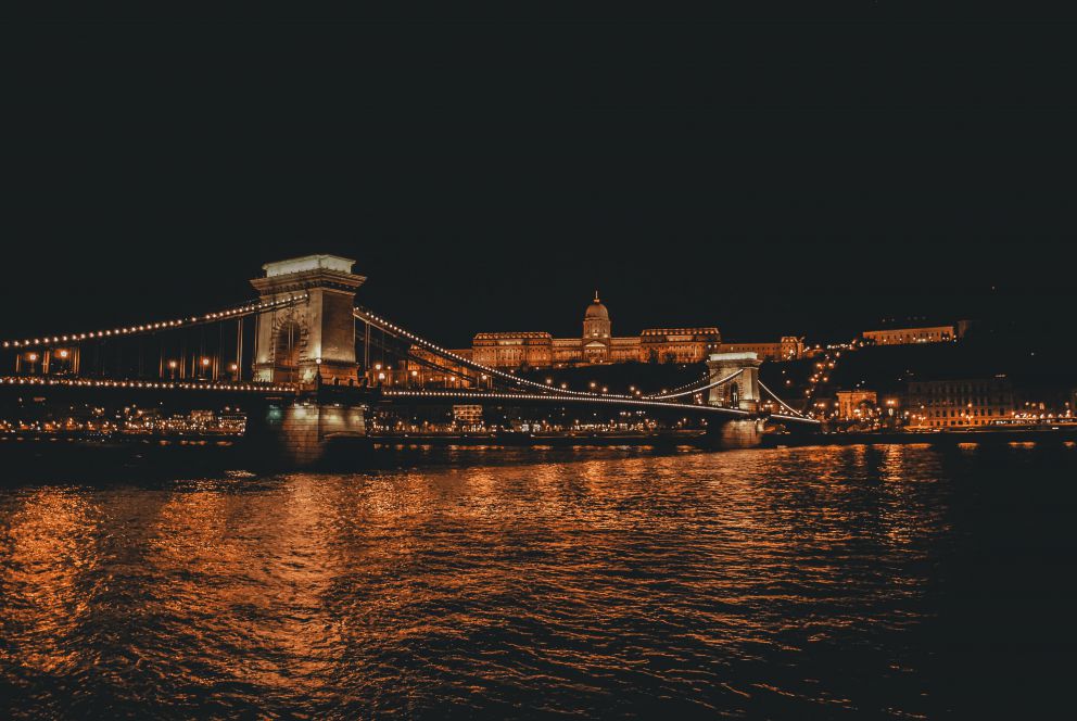 The pearl-like iron chain structure of the Széchenyi Chain Bridge in Budapest by night