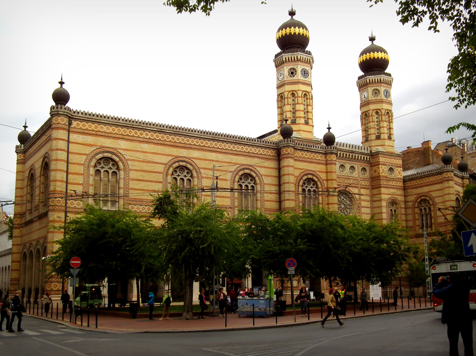 The striking Moorish-Revival yellow and red brick towers of the massive Dohány Street Synagogue