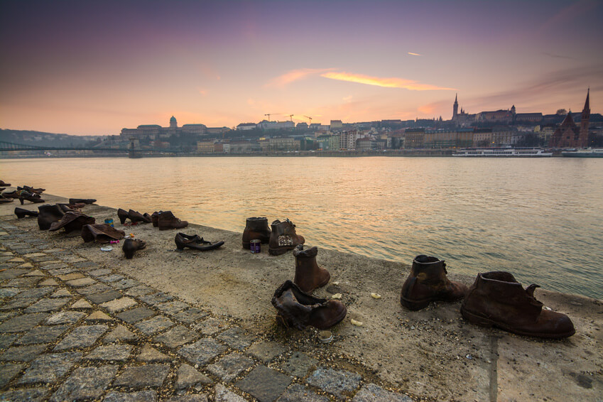 Shoes on the Danube Bank at sunset – a truly memorable experience in Budapest