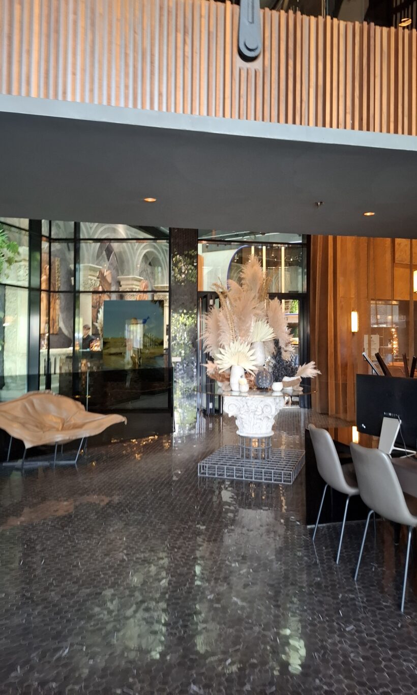 The stylish, modern luxury interior of a guest room at Hotel Clark
