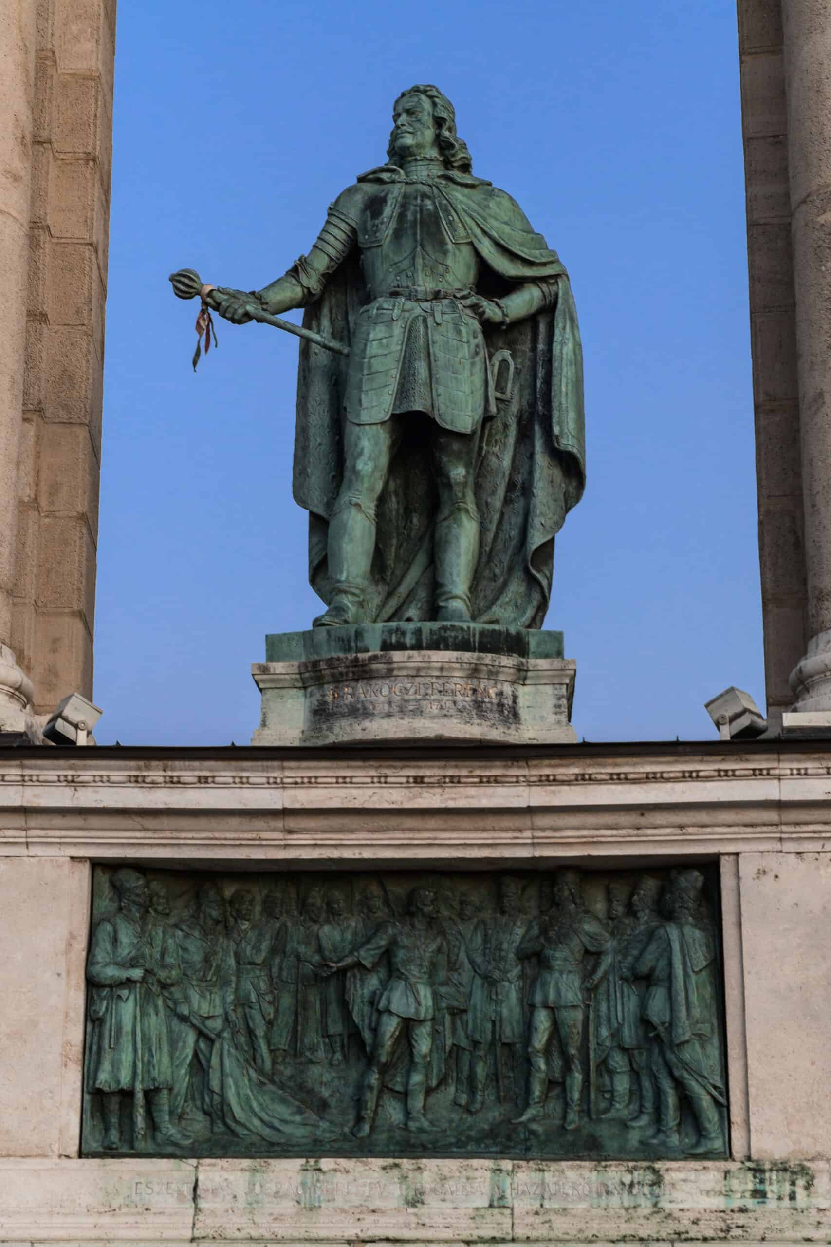 The statue of Count István Széchenyi holding blueprints in his hands
