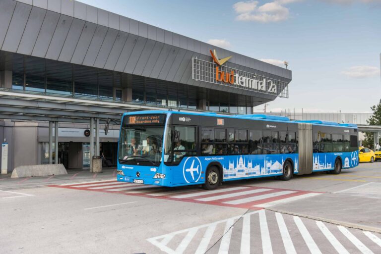 Airport shuttle at Budapest Liszt Ferenc Airport