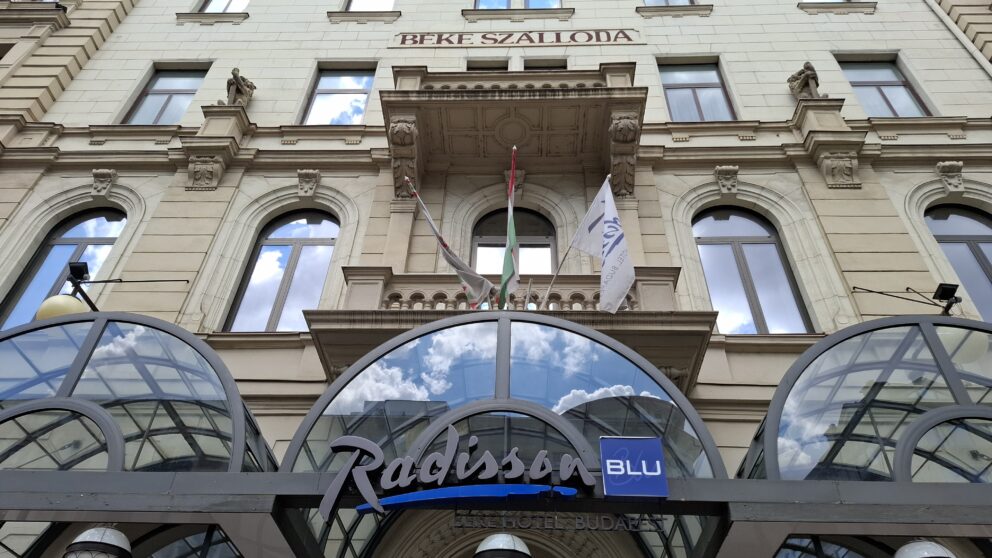 Exterior architecture of the Radisson Blu Beke Hotel in Budapest