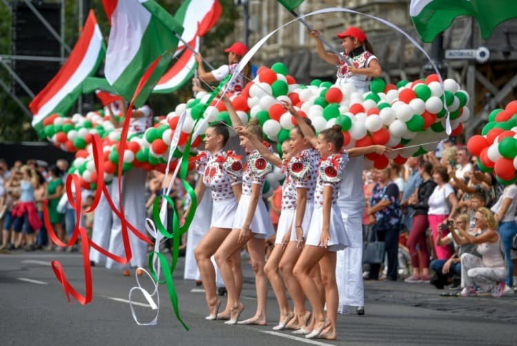 Procession through Andrássy Avenue on Saint Stephen's Day