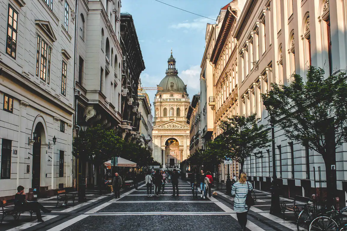 The grand neoclassical facade and massive dome of St. Stephen's Basilica