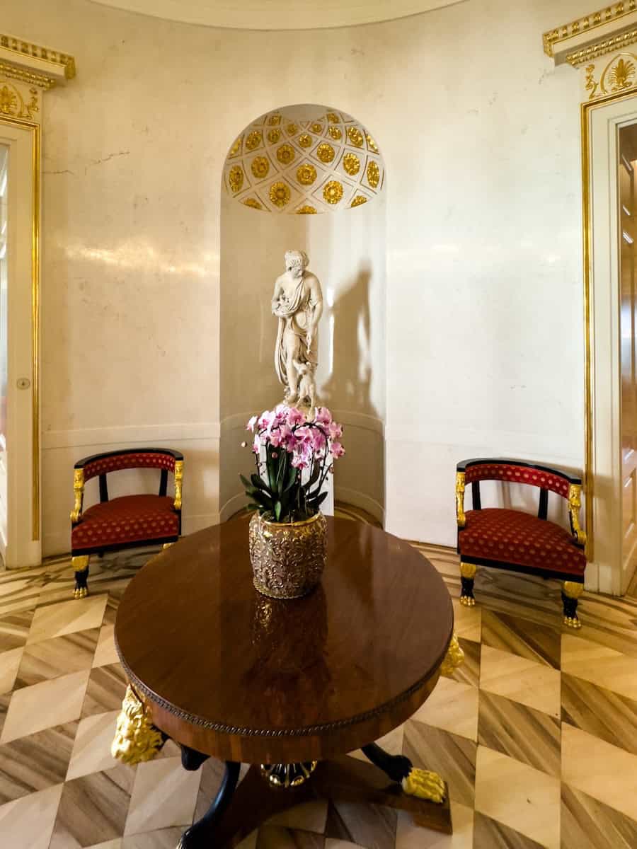 The unique circular Round Salon inside Sandor Palace